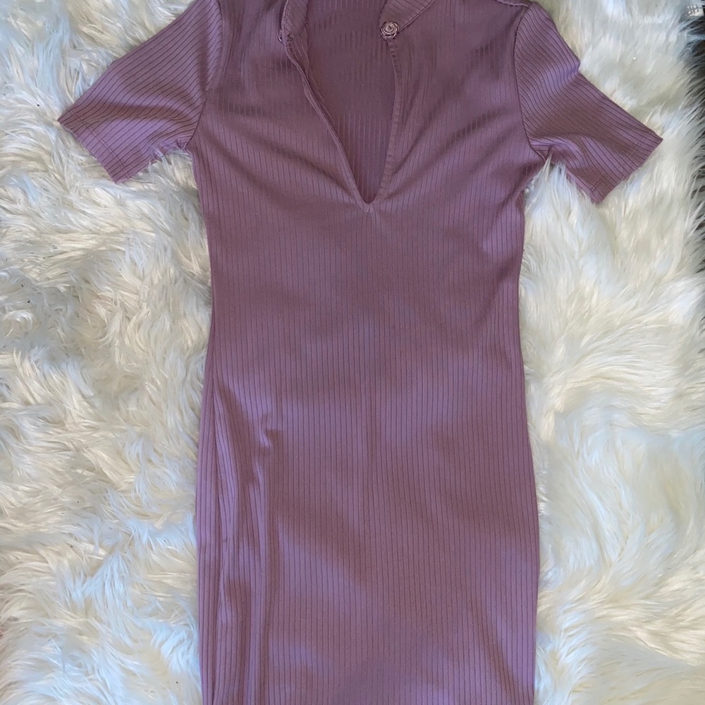 Dress - Picture 2 of 4